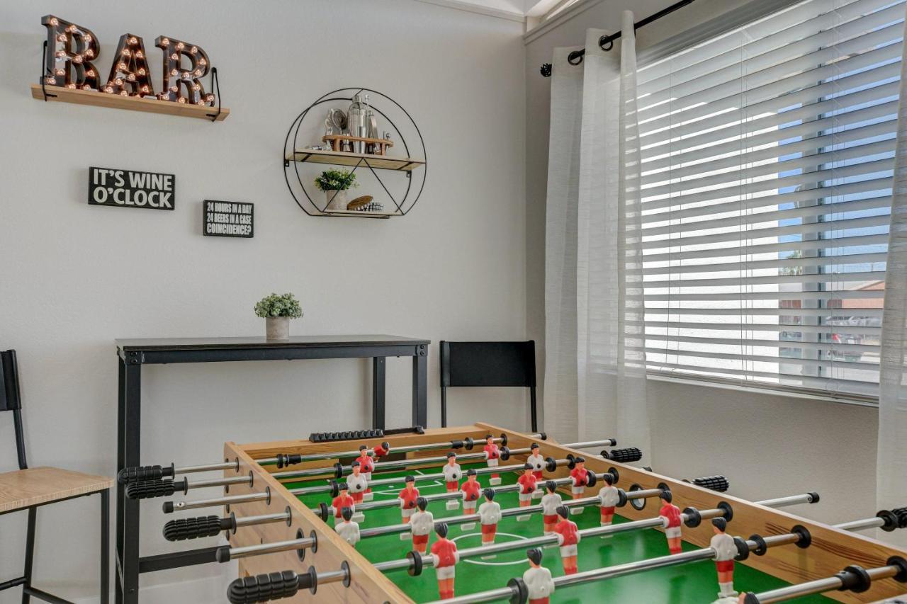 Lady Luck Oasis Large Pool Central Dogs Welcome Лас Вегас Екстериор снимка